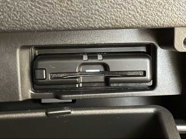 日産 セレナ e－パワー ハイウェイスター V 福井県 2020(令2)年 4.6万km ダイヤモンドブラック 純正10インチSDナビ(MM519D-L)/フルセグTV/BT/BD/DVD/CD/USB/SD/アラウンドビューモニター/パーキングアシスト/プロパイロット/エマージェンシーブレーキ/後側方車両検知警報(BSW)/車線逸脱支援/車線逸脱警報/標識認識システム/ETC2.0/ドライブレコーダー/ハンズフリーオートスライドドア/オートデュアルエアコン/オートライト/LEDヘッドライト/純正16インチアルミホイール/プッシュスタート/スマートキー