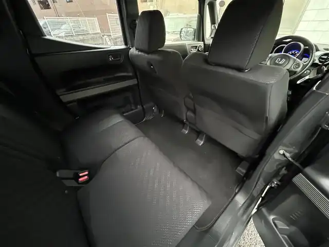 ホンダ Ｎ ＢＯＸ スラッシュ X 福岡県 2014(平26)年 4.5万km グレーⅡ ツートーン/純正7インチナビ【VRM-155VFi】/　(AM/FM/CD/DVD/Bluetooth/フルセグTV/MusicRack)/バックカメラ/衝突軽減ブレーキ/クルーズコントロール/横滑り防止/ECONスイッチ/モード切り替えステアリング/純正14インチアルミホイール/ETC/ステアリングヒーター/革巻きステアリング/ステアリングスイッチ/シートヒーター(D/N)/純正フロアマット/ワイヤレス充電器/プラズマクラスター/USBポート/スペアキー×1/アクセサリーソケット/ISOFIX/保証書/取扱説明書