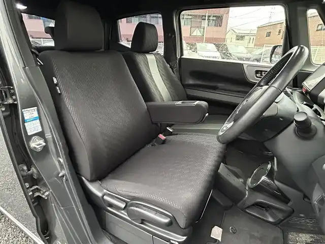 ホンダ Ｎ ＢＯＸ スラッシュ X 福岡県 2014(平26)年 4.5万km グレーⅡ ツートーン/純正7インチナビ【VRM-155VFi】/　(AM/FM/CD/DVD/Bluetooth/フルセグTV/MusicRack)/バックカメラ/衝突軽減ブレーキ/クルーズコントロール/横滑り防止/ECONスイッチ/モード切り替えステアリング/純正14インチアルミホイール/ETC/ステアリングヒーター/革巻きステアリング/ステアリングスイッチ/シートヒーター(D/N)/純正フロアマット/ワイヤレス充電器/プラズマクラスター/USBポート/スペアキー×1/アクセサリーソケット/ISOFIX/保証書/取扱説明書