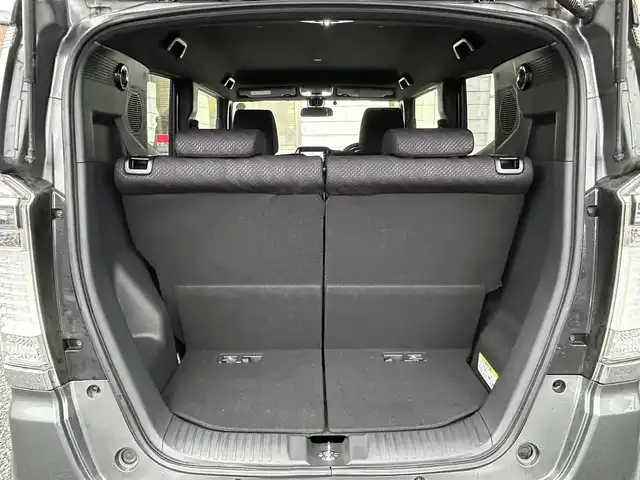 ホンダ Ｎ ＢＯＸ スラッシュ X 福岡県 2014(平26)年 4.5万km グレーⅡ ツートーン/純正7インチナビ【VRM-155VFi】/　(AM/FM/CD/DVD/Bluetooth/フルセグTV/MusicRack)/バックカメラ/衝突軽減ブレーキ/クルーズコントロール/横滑り防止/ECONスイッチ/モード切り替えステアリング/純正14インチアルミホイール/ETC/ステアリングヒーター/革巻きステアリング/ステアリングスイッチ/シートヒーター(D/N)/純正フロアマット/ワイヤレス充電器/プラズマクラスター/USBポート/スペアキー×1/アクセサリーソケット/ISOFIX/保証書/取扱説明書