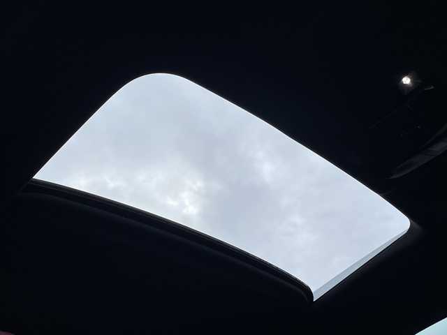 レクサス ＮＸ 350h Fスポーツ 神奈川県 2023(令5)年 1.1万km ホワイトノーヴァガラスフレーク Ｌｅｘｕｓ　Ｓａｆｅｔｙ　Ｓｙｓｔｅｍ＋/純正１４インチナビＴＶ/（Bluetooth/フルセグ）/赤黒レザーシート/3眼LEDヘッドライト/ヘッドアップディスプレイ/クリアランスソナー　/パワーバックドア/オートリトラミラー/パドルシフト　/ステアリングヒーター　/シートヒーター/エアーシート/パワーシート/後部席USBポート/後部席AC100V/1500W/荷室AC100V/1500W