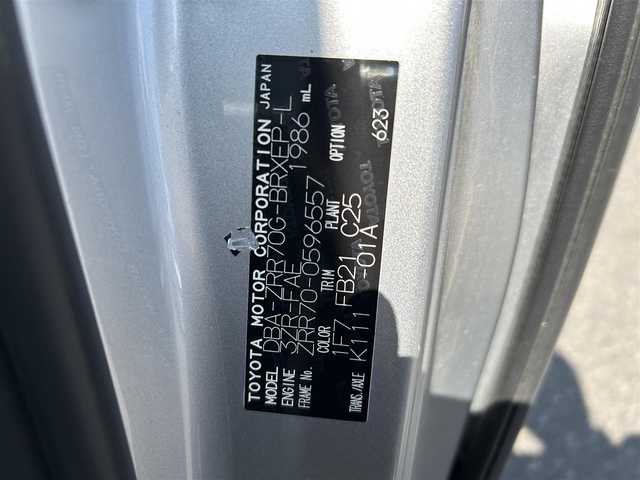 トヨタ ヴォクシー X Lエディション 新潟県 2013(平25)年 8.8万km シルバーM ワンオーナー/クルーズコントロール/etc/バックカメラ/片側パワースライドドア/ウィンカーミラー/フルセグテレビ/電動格納ミラー/オートライト/純正マット