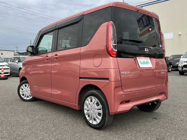 日産 ルークス X 秋田県 2020(令2)年 2.1万km ブロッサムピンク 純正メモリナビ/純正CD、BT、フルセグ/全周囲カメラ/４WD/前後コーナーセンサー/ドアバイザー
