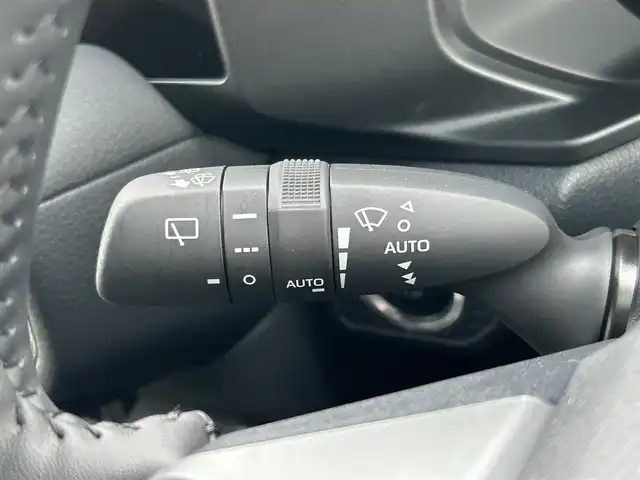 トヨタ ランドクルーザー ２５０ VX 群馬県 2024(令6)年 1.4万km プラチナホワイトパールマイカ 4WD/ワンオーナー/純正12.3型DAナビ・フルセグTV/パイオニアプレミアムサウンド/Bluetooth・USB・HDMI・ミラキャスト/パノラミックビューモニター/ムーンルーフ/前席ベンチレーション・ヒーター/運転席パワーシート/ステアリングヒーター/デジタルインナーミラー/パワーバックドア/セーフティセンス/トヨタチームメイト/プリクラッシュセーフティ/レーダークルーズコントロール/レーントレーシングアシスト/レーンディパーチャーアラート/オートマチックハイビーム/ブラインドスポットモニター/純正フロアマット/純正OP丸目ヘッドランプ/LEDフォグランプ/LEDリアフォグランプ/ブラックルーフレール/純正18インチアルミ/純正角目ヘッドランプ車載