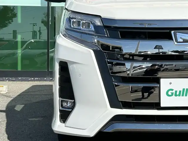 トヨタ ノア Si ダブルバイビーⅢ 和歌山県 2021(令3)年 1.5万km ホワイトパールクリスタルシャイン 社外ナビ/フルセグTV/バックカメラ/両側パワースライドドア/プリクラッシュセーフティー/クルーズコントロール/レーンディーパーチャーアラート/クリアランスソナー/ビルトインETC/アイドリングストップ/LEDヘッドライト