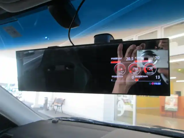 ホンダ アコード ユーロ R 千葉県 2003(平15)年 15万km プレミアムホワイトパール 6速MT/ローダウン/社外メモリナビ、フルセグTV/社外オーディオ【DVD/CD/BT/SD】/HIDヘッドライト&ハロゲンフォグ/前席RECAROシート/無限2本出しマフラー/社外18インチアルミホイール/純正AW(215/45R17)積込/ルームミラー型レーダー探知機/キーレス/ETC/スペアキー/取扱説明書/新車時保証書