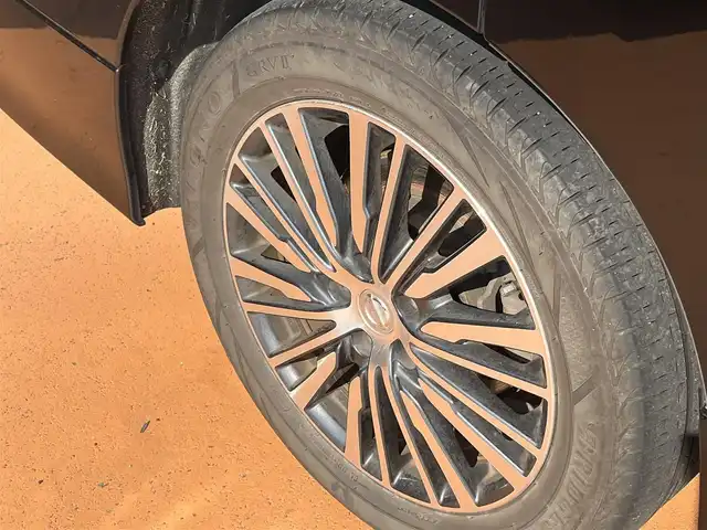 日産 エルグランド 250ハイウェイスターS 三重県 2015(平27)年 12.5万km ファントムブラック ワンオーナー/純正8インチナビMM514D-L/フリップダウンモニター/両側パアースライドドア/バックドアオートクロージャー/クルーズコントロール/LEDヘッドランプ/ハーフレザーシート/18インチアルミホイール