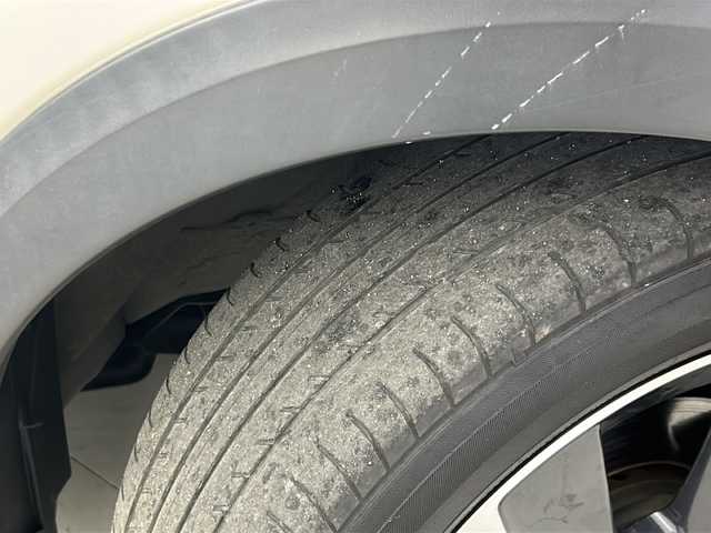 日産 キックス X 宮城県 2021(令3)年 5.6万km ブリリアントホワイトパール 禁煙車/プロパイロット/エマージェンシーブレーキ/車線逸脱警報/アダプティブヘッドライト/ソナー/インテリジェントルームミラー/純正9インチナビ/（BT.CD.DVD.AM.FM.SD）/アラウンドビューモニター/フルセグテレビ/純正ドライブレコーダー/ETC2.0/電動パーキングブレーキ/AUTOHOLD/前席シートヒーター/ハーフレザーシート/ステアリングヒーター/ステアリングスイッチ/LEDヘッドライト/純正17インチアルミホイール/横滑り防止機能/アイドリングストップ