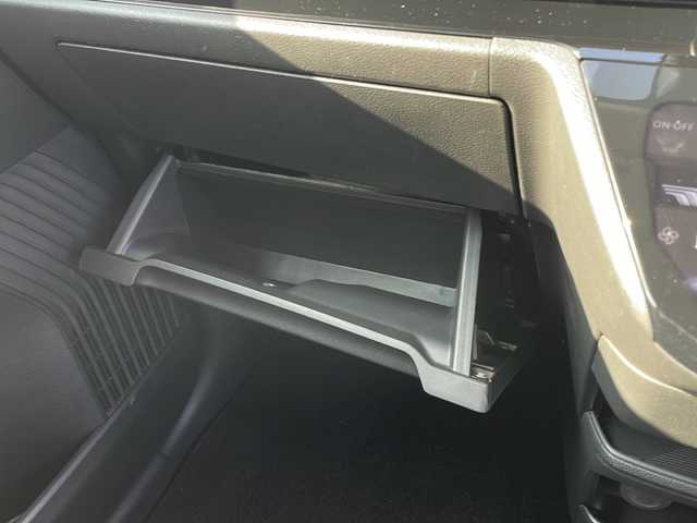 日産 サクラ X 三重県 2023(令5)年 4.3万km ブラック 禁煙/純正9型ディスプレイオーディオ/バックカメラ/電子パーキング/スペアキー/ステアリングスイッチ/ベンチシート/レーンキープアシスト/プリクラッシュ/先行車発進告知/LEDオートライト/電動格納ミラー/保証書/取扱説明書