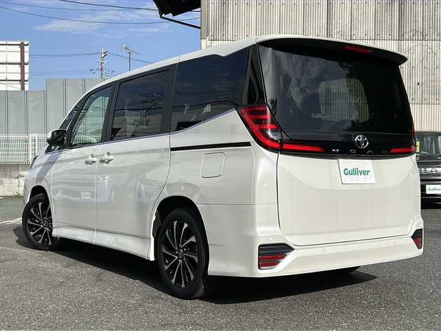 トヨタ ノア S－Z 埼玉県 2023(令5)年 0.5万km ホワイトパールクリスタルシャイン 外部検査済み/登録時走行5084km/車検R8年10月まで/ディスプレイオーディオ/両側電動スライドドア/LEDヘッドライト/アダプティブクルーズコントロール/レーダーブレーキ/レーンキープ/ハーフレザーシート/シートヒーター/オートハイビーム/FRコーナーセンサー/ウインカードアミラー/スリップコントロール/バックカメラ/ドライブレコーダー/ETC