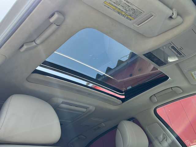 レクサス ＬＳ 460L 後席セパレートシート 青森県 2008(平20)年 10.5万km ホワイトパールクリスタルシャイン 純正HDDナビ・フルセグTV/マークレビンソンサラウンド/リアエンターテイメント/後席フリップダウンモニター/フルセグTV/バックカメラ/ムーンルーフ/セミアニリン革シート/全席エアシート・ヒーター/プリクラッシュセーフティ/レーダークルーズコントロール/インテリジェントパーキングアシスト/クリアランスソナー/全ドアイージークローザー/パワートランクリッド/ステアリングヒーター/後席中央格納テーブル付大型コンソール/リア3面電動サンシェード/エアサスコントローラー/ビルトインETC/AC100V100W/HIDヘッドランプ/フォグランプ/純正18インチアルミ