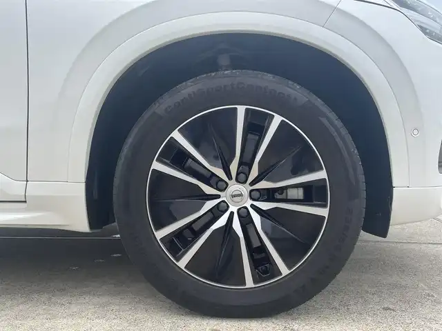 ボルボ ＸＣ９０ D5 AWD モーメンタム 東京都 2020(令2)年 4万km クリスタルホワイトP 純正ナビ/360°カメラ/レザーシート/HUD/ACC/LKA/純正19インチアルミホイール/フルセグTV/シートヒーター/ドライブレコーダー/ETC/ワンオーナー