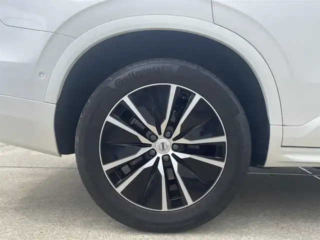 ボルボ ＸＣ９０ D5 AWD モーメンタム 東京都 2020(令2)年 4万km クリスタルホワイトP 純正ナビ/360°カメラ/レザーシート/HUD/ACC/LKA/純正19インチアルミホイール/フルセグTV/シートヒーター/ドライブレコーダー/ETC/ワンオーナー