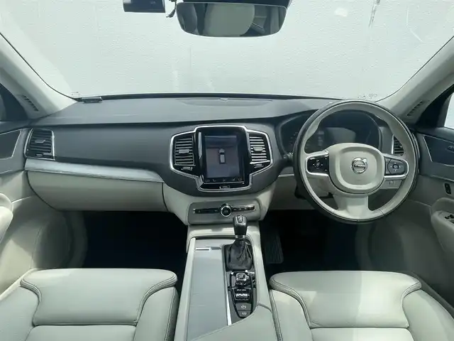 ボルボ ＸＣ９０ D5 AWD モーメンタム 東京都 2020(令2)年 4万km クリスタルホワイトP 純正ナビ/360°カメラ/レザーシート/HUD/ACC/LKA/純正19インチアルミホイール/フルセグTV/シートヒーター/ドライブレコーダー/ETC/ワンオーナー