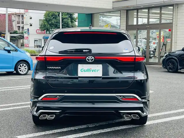 トヨタ ハリアー Z レザーパッケージ 大分県 2021(令3)年 1.9万km プレシャスブラックパール ワンオーナー /MODELLISTAエアロ：F/S/R/【MOP】プレシャスブラックパール〈219〉/【MOP】アクセサリーコンセントAC100V・100W（ラゲージ右側1個）/【MOP】ディスプレイオーディオ/（コネクティッドナビ対応）Plus/JBLプレミアムサウンドシステム/パノラミックビューモニター/デジタルインナーミラー(前後録画機能付)/ステアリングヒーター/Toyota Safety Sense/・プリクラッシュセーフティ/・レーントレーシングアシスト/・レーンディパーチャーアラート/・レーダークルーズコントロール/・アダプティブハイビームシステム/・ロードサインアシスト/・ドライバー異常時対応システム/・プロアクティブドライビングアシスト/・発進遅れ告知機能/ブラインドスポットモニター/安心降車アシスト＋後方車両への接近警報/パーキングサポートブレーキ/パワーバックドア/前席シートベンチレーション/前席シートヒーター/Z“Leather Package”専用19インチアルミ/LEDヘッドランプ/スマートキー2本/取扱説明書/保証書