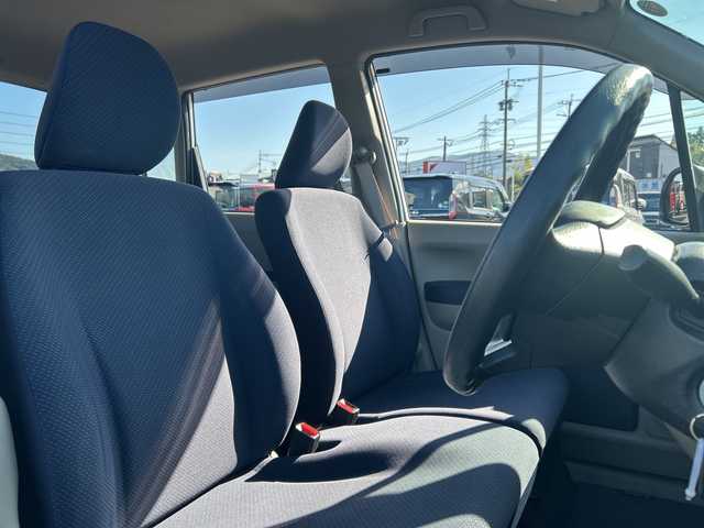 ホンダ ライフ G 鹿児島県 2010(平22)年 7万km アラバスターシルバーメタリック 純正オーディオユニット/　　CD/FM/AM/AUX/純正フロアマット/ドアバイザー/ヘッドライトレベライザー/衝突安全ボディ/前席SRSエアバッグ