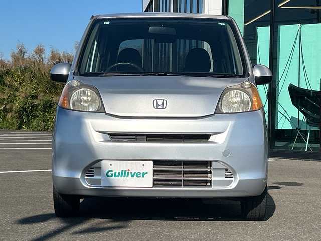 ホンダ ライフ G 鹿児島県 2010(平22)年 7万km アラバスターシルバーメタリック 純正オーディオユニット/　　CD/FM/AM/AUX/純正フロアマット/ドアバイザー/ヘッドライトレベライザー/衝突安全ボディ/前席SRSエアバッグ