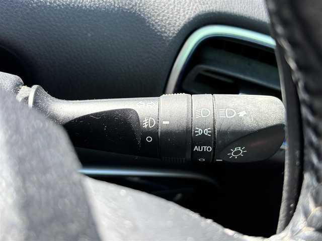 トヨタ プリウス A ツーリングセレクション 広島県 2017(平29)年 8万km ダークブルーマイカM プッシュスタートボタン/スマートキー/クルーズコントロール/HDDナビ/Bluetoothオーディオ/USB接続/フルセグTV/バックカメラ/ビルトインETC/前方ドライブレコーダー/レザーシート/運転席・助手席シートヒーター/モデリスタエアロ/社外アルミホイール/レーンキープアシスト/コーナーセンサー前後/LEDヘッドライト/ハイビームアシスト/レーダー探知機搭載