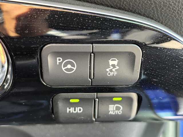 トヨタ プリウス A ツーリングセレクション 広島県 2017(平29)年 8万km ダークブルーマイカM プッシュスタートボタン/スマートキー/クルーズコントロール/HDDナビ/Bluetoothオーディオ/USB接続/フルセグTV/バックカメラ/ビルトインETC/前方ドライブレコーダー/レザーシート/運転席・助手席シートヒーター/モデリスタエアロ/社外アルミホイール/レーンキープアシスト/コーナーセンサー前後/LEDヘッドライト/ハイビームアシスト/レーダー探知機搭載