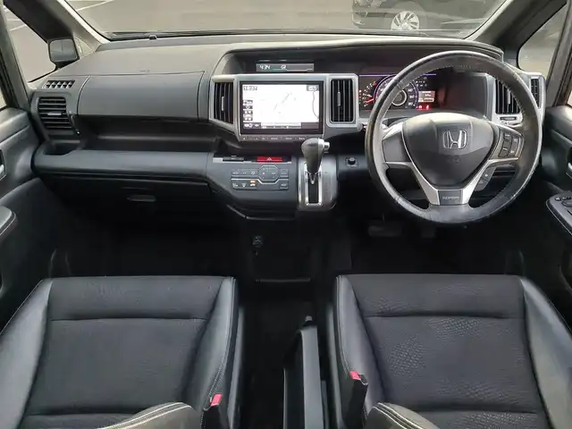 ホンダ ステップワゴン スパーダ Z クールスピリット 東京都 2013(平25)年 7.7万km プレミアムスパークルブラックパール ワンオーナー/ALPINE9インチナビ(EX009V)/【TV/DVD/CD/SD/ラジオ/USB/BT/HDMI】/10.2インチフリップダウンモニター/バックカメラ/ETC/クルーズコントロール/両側電動スライドドア/ハーフレザーシート/パドルシフト/HIDヘッドライト/フォグランプ/純正17インチAW/純正フロアマット/フロントソナー/スマートキー/スペアキー×１