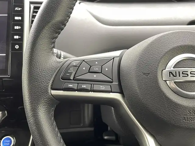 日産 セレナ e－パワー ハイウェイスター V 熊本県 2020(令2)年 5.4万km ブリリアントホワイトパール 禁煙車/純正10インチナビ（ＣＤ・ＤＶＤ・ＳＤ・BT・フルセグ）/純正前方ドライブレコーダー（DH5-D）　/全周囲カメラ　/純正フリップダウンモニター/ＥＴＣ　/両側パワースライドドア　/レーダークルーズコントロール　/エマージェンシーブレーキ/レーンキープアシスト/ブラインドスポットモニター/プロパイロット/パーキングアシスト/横滑り防止/前後クリアランスソナー/純正フロアマット/純正１５インチAW/オートライト/LEDヘッドライト/フォグランプ/スマートキー/プッシュスタート