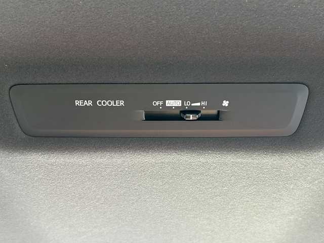 トヨタ ヴォクシー ZS 長野県 2020(令2)年 4万km ブラック ・純正ディーラーオプションナビ/（Bluetooth/フルセグTV/CD/DVD）/・パワースライドドア/・バックカメラ/・前後ドラレコ/・クルーズコントロール/・クリアランスソナー/・プリクラッシュ/・純正16インチAW/・純正エンジンスターター/・ビルトインETC