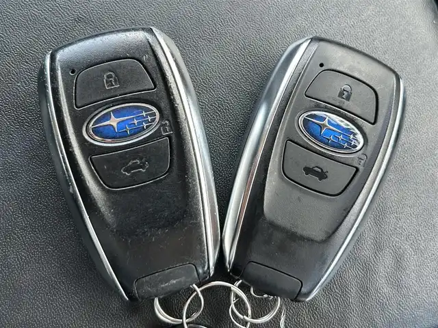 スバル フォレスター ハイブリッド 奈良県 2020(令2)年 5.5万km クリスタルホワイトP 純正８インチナビ　/bluetooth/フルセグテレビ/HDMI/インテリジェントミラー　/社外ＥＴＣ　/バックカメラ　/サイドビュー　/フロントビュー　　/ハーフレザーシート　/パワーシート　/シートヒーター　/ステアリングヒーター　/パドルシフト　/フォグランプ/ステアリング連動ヘッドランプ