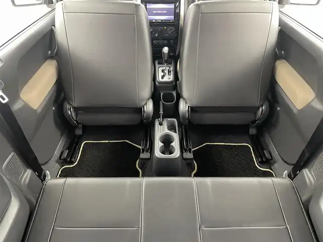 スズキ ジムニー ランドベンチャー 福島県 2016(平28)年 4.2万km スチールシルバーM ワンオーナー　/４ＷＤ　/ハーフレザーシート　/ＳＤナビ　/【AM/FM/DVD/CD/Bluetooth/フルセグ】/社外バンパー　/・社外マフラー/シートヒーター　/リモコンキー　/ハンドルリモコン　/・フォグライト　/・レベライザー　/ウィンカーミラー　/純正フロアマット /ドアバイザー/