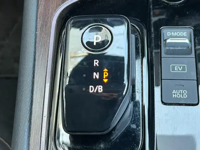 日産 オーラ G 静岡県 2021(令3)年 3.3万km バーガンディー エマージェンシーブレーキ/ＮｉｓｓａｎＣｏｎｎｅｃｔナビ/ＥＴＣ２．０/ＢＯＳＥサウンド/プロパイロット/全周囲カメラ/デジタルミラー/ＨＤＭＩ接続/USB接続/USB充電ポート/ドラレコ/純正フロアマット/ＬＥＤヘッドライト/オートライト/フォグランプ/ワイヤレス充電/社外１６ＡＷ