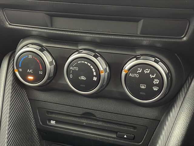 マツダ マツダ２ 15S スマートエディション 愛知県 2021(令3)年 1.7万km ポリメタルグレーM /禁煙車//特別仕様車”15S Smart Edition”//純正ナビ//フルセグTV/AMFM/CD/DVD/Bluetooth/USB/AUX//360°ビューモニター//バックカメラ//ETC//アドバンストSCBS//SCBS R//AT誤発進抑制//レーンディパーチャーウォーニング//ブラインドスポットモニター//リヤクロストラフィックアラート//前後パーキングセンサー//LEDヘッドライト//オートライト//ハイビームコントロール//スーパーUV&IRカットガラス//アドバンストキーレスシステム//フロアマット//ステアリングスイッチ//プッシュスタート//電動格納ミラー//新車保証書//スペアキー