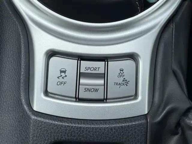 トヨタ ８６ GT 熊本県 2016(平28)年 3.4万km ダークグレーメタリック 純正ナビ　BT/CD/DVD/SD/AM/FM/・フルセグTV/ETC/モデリスタエアロ/革巻きステアリング/・ステアリングリモコン/・パドルシフト/・クルーズコントロール/横滑り防止/プッシュスタート/・スマートキー/・スペアキー×１/オートライト/純正AW/純正ドアバイザー/純正フロアマット/オートエアコン/・デュアルエアコン