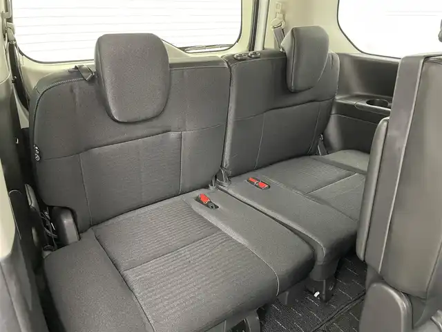 日産 セレナ e－パワー ハイウェイスター V 岡山県 2023(令5)年 3.9万km プリズムホワイト 純正12.3インチディスプレイオーディオ/(フルセグTV/Bluetooth/USB/Carplay)/両側電動スライド/アラウンドビューモニター/レーダークルーズコントロール/ETC2.0/LED/社外ドライブレコーダー(全方位)/ワイヤレス充電/デジタルインナーミラー/ブラインドスポットモニター/コーナーセンサー(前後)/オートハイビーム/プッシュスタート/スマートキー(1本)/レーンキープアシスト/ミュージックプレイヤー接続/社外フロアマット/純正16インチアルミホイール/オートライト/フォグランプ