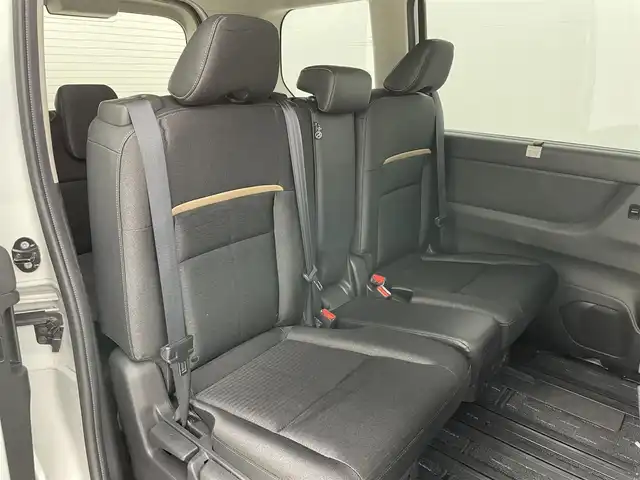 日産 セレナ e－パワー ハイウェイスター V 岡山県 2023(令5)年 3.9万km プリズムホワイト 純正12.3インチディスプレイオーディオ/(フルセグTV/Bluetooth/USB/Carplay)/両側電動スライド/アラウンドビューモニター/レーダークルーズコントロール/ETC2.0/LED/社外ドライブレコーダー(全方位)/ワイヤレス充電/デジタルインナーミラー/ブラインドスポットモニター/コーナーセンサー(前後)/オートハイビーム/プッシュスタート/スマートキー(1本)/レーンキープアシスト/ミュージックプレイヤー接続/社外フロアマット/純正16インチアルミホイール/オートライト/フォグランプ