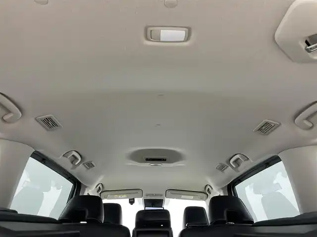 日産 セレナ e－パワー ハイウェイスター V 岡山県 2023(令5)年 3.9万km プリズムホワイト 純正12.3インチディスプレイオーディオ/(フルセグTV/Bluetooth/USB/Carplay)/両側電動スライド/アラウンドビューモニター/レーダークルーズコントロール/ETC2.0/LED/社外ドライブレコーダー(全方位)/ワイヤレス充電/デジタルインナーミラー/ブラインドスポットモニター/コーナーセンサー(前後)/オートハイビーム/プッシュスタート/スマートキー(1本)/レーンキープアシスト/ミュージックプレイヤー接続/社外フロアマット/純正16インチアルミホイール/オートライト/フォグランプ