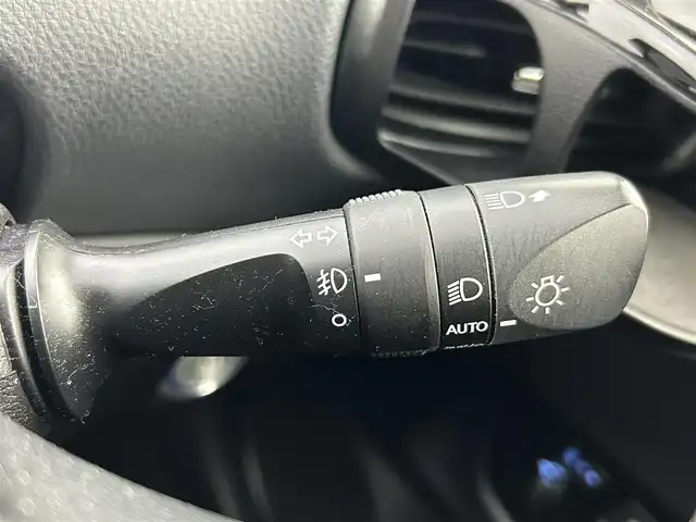 トヨタ プリウス SセーフティプラスⅡ 熊本県 2022(令4)年 3.8万km アティチュードブラックマイカ 禁煙車　/純正ナビ（ＣＤ・ＤＶＤ・フルセグ・ＢＴ・ＳＤ）/全周囲カメラ　/社外前後ドライブレコーダー　/ビルトインＥＴＣ　/前後クリアランスソナー　/レーダークルーズコントロール/衝突軽減ブレーキ/レーンキープアシスト/横滑り防止/ブラインドスポットモニター/純正フロアマット/純正17インチAW/オートライト/オートマチックハイビーム/LEDヘッドライト/フォグランプ/スマートキー/プッシュスタート/スペアキー1本