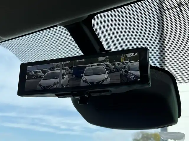 日産 セレナ ハイウェイスター V Vセレクション 大阪府 2024(令6)年 0.1千km ダイヤモンドブラック 純正ナビ（MM317D-W）/（フルセグ／ＢＴ／ＣＤ／ＤＶＤ）/フリップダウンモニター/レーダークルーズコントロール/プロパイロット/アラウンドビューモニター/パドルシフト/ブラインドスポットモニター/前後コーナーセンサー/衝突軽減システム/レーンキープアシスト/両側パワースライドドア/後席サンシェード/デジタルインナーミラー/純正16インチAW