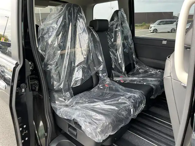 日産 セレナ ハイウェイスター V Vセレクション 大阪府 2024(令6)年 0.1千km ダイヤモンドブラック 純正ナビ（MM317D-W）/（フルセグ／ＢＴ／ＣＤ／ＤＶＤ）/フリップダウンモニター/レーダークルーズコントロール/プロパイロット/アラウンドビューモニター/パドルシフト/ブラインドスポットモニター/前後コーナーセンサー/衝突軽減システム/レーンキープアシスト/両側パワースライドドア/後席サンシェード/デジタルインナーミラー/純正16インチAW