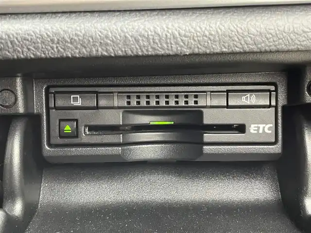 トヨタ クラウン ハイブリッド ロイヤルサルーン 群馬県 2013(平25)年 3.7万km ホワイトパールクリスタルシャイン 純正8インチメモリナビ/（フルセグTV/Bluetooth/HDD/AM/FM）/=====/純正８インチＨＤＤナビ　バックカメラ　パワーシート　ステアリングヒーター　シートヒーター　ドライブレコーダー　クルーズコントロール　プッシュスタート　スマートキー　ＥＴＣ　ＨＩＤヘッドライト　禁煙車