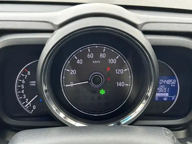 ホンダ Ｎ ＯＮＥ プレミアム 島根県 2017(平29)年 4.5万km プレミアムホワイトパールⅡ 登録時走行距離44858km/Gathersナビ(Bluetooth・AM・FM・CD・DVD)/フルセグテレビ/バックカメラ/ビルトインETC/UVカットガラス/純正14インチAW/純正フロアマット/オートライト/フォグランプ/衝突被害軽減ブレーキ/横滑り防止装置/アイドリングストップ/ウィンカーミラー/オートリトラミラー/ドアバイザー/禁煙車