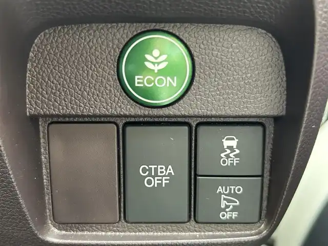 ホンダ Ｎ ＯＮＥ プレミアム 島根県 2017(平29)年 4.5万km プレミアムホワイトパールⅡ 登録時走行距離44858km/Gathersナビ(Bluetooth・AM・FM・CD・DVD)/フルセグテレビ/バックカメラ/ビルトインETC/UVカットガラス/純正14インチAW/純正フロアマット/オートライト/フォグランプ/衝突被害軽減ブレーキ/横滑り防止装置/アイドリングストップ/ウィンカーミラー/オートリトラミラー/ドアバイザー/禁煙車