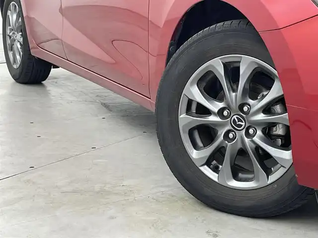 マツダ デミオ 13S ツーリング 福岡県 2016(平28)年 5.3万km ソウルレッドプレミアムメタリック 純正ナビ（ＢＴ，フルセグＴＶ）　/バックカメラ　/ＥＴＣ　/前後ドライブレコーダー　/コーナーセンサー　/スマート・シティ・ブレーキ・サポート　/レーンキープ　/ＢＳＭ　/ＭＴモード付き　/シートヒーター　/ＬＥＤライト