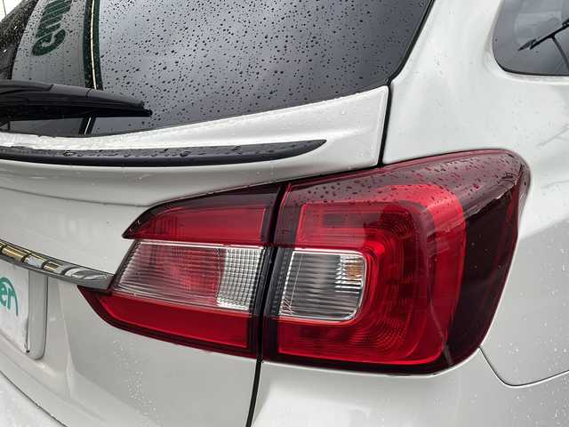 スバル レヴォーグ 1．6GT－S アイサイト 新潟県 2016(平28)年 12.6万km クリスタルホワイトP 純正ナビ（TV/AM/FM/CD/DVD/SD/BT）/バックカメラ/サイドカメラ/ビルトインETC/ドラレコ（前方）/アイサイト/SI-DRIVE/パドルシフト/ステリモ/HDC/BSM/D/N席パワーシート/LEDヘッドライト/オートライト/フォグランプ/ヘッドライトレベライザー/自動防眩ルームミラー/STIペダルパット/電格ミラー/シガーソケット/USB/純正フロアマット/プッシュスタート　/HKSマフラー（純正マフラー車載）/CUSCOサスペンション（純正サスペンション車載）/社外17incAW車載