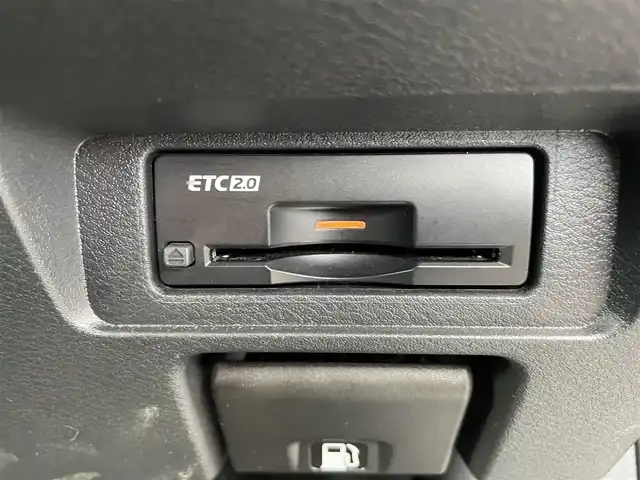 日産 ノート X 熊本県 2023(令5)年 3.8万km ダークメタルグレー 純正メモリナビ/・AM/FM/USB/HDMI/・Bluetooth/・フルセグTV/360°セーフティーアシスト/・プロパイロット/・ハンドル支援/・側方支援/・後側方支援/・エマージェンシーブレーキ/・速度標識表示/・ルート減速支援/・制限速度支援/・標識検知支援/・駐車支援/・シャシー制御（トレースコントロール）/・オートハイビーム/ビルトインETC2.0/全方位カメラ/置くだけ充電/デジタルルームミラー/ドライブモード切替/USB Type-c/ステアリングスイッチ/ボタン式サイドブレーキ/ホールドブレーキ/電動格納ミラー/ウィンカーミラー/ウィンドウロック/純正フロアマット
