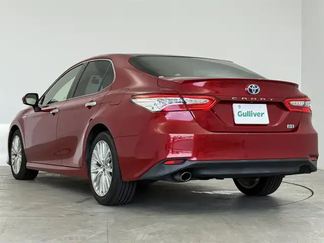 トヨタ カムリ G レザーパッケージ 愛知県 2018(平30)年 5.6万km エモーショナルレッドⅡ 白革内装/パノラマサンルーフ/純正ナビ/（ＣＤ／ＤＶＤ／ＢＴ／フルセグ）/USB/AUX/トヨタセーフティセンス/・PCS/・LDA/・オートハイビーム/・レーダークルーズコントロール/・コーナーセンサー/・BSM/バックカメラ/ETC/ドラレコ/前席シートヒーター/社外フロアマット/スペアキー