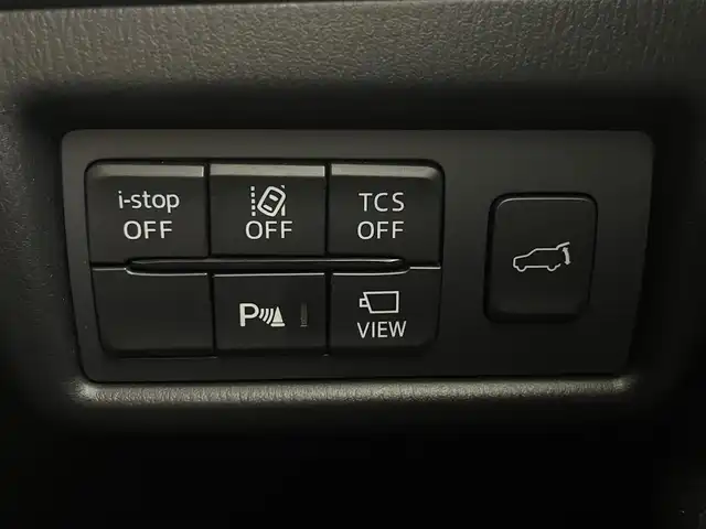 マツダ ＣＸ－５ XD プロアクティブ 大阪府 2020(令2)年 6.9万km スノーフレイクホワイトパールマイカ i-ACTIVSENSE/・車間認知支援システム/・スマートブレーキサポート/・ブラインドスポットモニター/・レーンキープアシスト/・標識認識機能/・アダプティブクルーズコントロール/純正SDナビ/(CD DVD Bluetooth USB フルセグTV)/LEDヘッドライト/オートライト/メモリ付きパワーシート/シートヒーター/革巻きステアリング/パドルシフト/ステアリングヒーター/ステアリングリモコン/パワーバックドア/電動格納ミラー/ドアバイザー/プッシュスタート/スマートキー/ETC