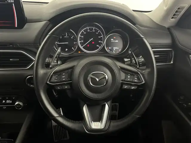 マツダ ＣＸ－５ XD プロアクティブ 大阪府 2020(令2)年 6.9万km スノーフレイクホワイトパールマイカ i-ACTIVSENSE/・車間認知支援システム/・スマートブレーキサポート/・ブラインドスポットモニター/・レーンキープアシスト/・標識認識機能/・アダプティブクルーズコントロール/純正SDナビ/(CD DVD Bluetooth USB フルセグTV)/LEDヘッドライト/オートライト/メモリ付きパワーシート/シートヒーター/革巻きステアリング/パドルシフト/ステアリングヒーター/ステアリングリモコン/パワーバックドア/電動格納ミラー/ドアバイザー/プッシュスタート/スマートキー/ETC