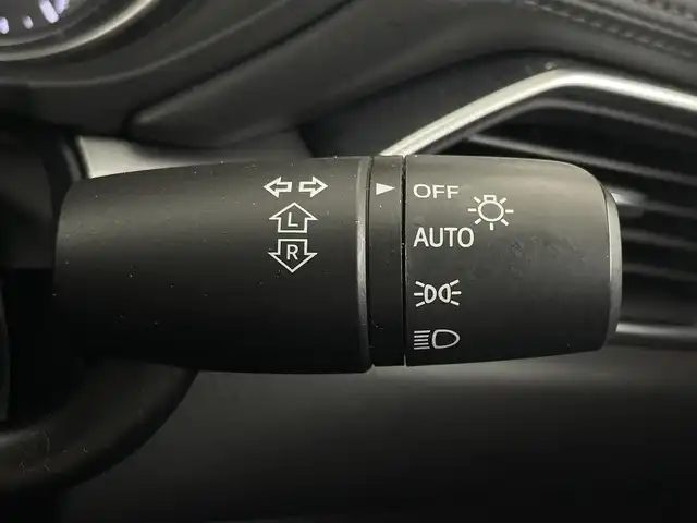 マツダ ＣＸ－５ XD プロアクティブ 大阪府 2020(令2)年 6.9万km スノーフレイクホワイトパールマイカ i-ACTIVSENSE/・車間認知支援システム/・スマートブレーキサポート/・ブラインドスポットモニター/・レーンキープアシスト/・標識認識機能/・アダプティブクルーズコントロール/純正SDナビ/(CD DVD Bluetooth USB フルセグTV)/LEDヘッドライト/オートライト/メモリ付きパワーシート/シートヒーター/革巻きステアリング/パドルシフト/ステアリングヒーター/ステアリングリモコン/パワーバックドア/電動格納ミラー/ドアバイザー/プッシュスタート/スマートキー/ETC