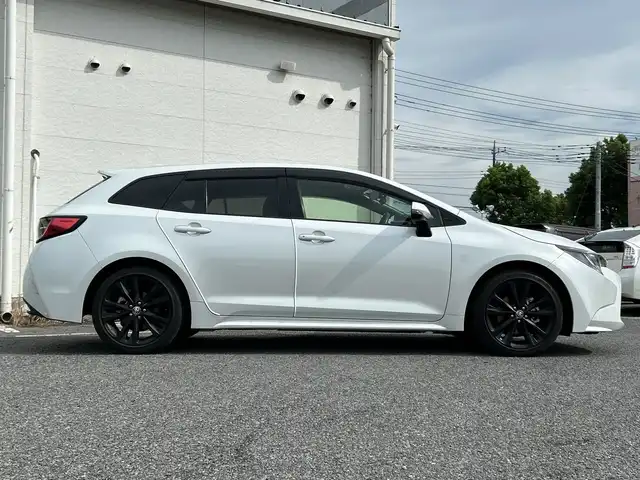 トヨタ カローラツーリング ハイブリッド W×B 50ミリオンED 千葉県 2022(令4)年 4.8万km プラチナホワイトパールマイカ ナビ バックカメラ フルセグTV ETC BSM PKSB RCTA セーフティセンス クルーズコントロール ドラレコ スマートキー 前後センサー 17インチAW LEDライト オートライト