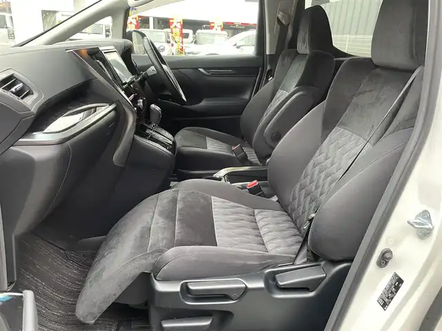 トヨタ アルファード S Aパッケージ 三重県 2018(平30)年 3.3万km ホワイトパールクリスタルシャイン /モデリスタエアロ//モデリスタマフラー//純正9型メモリナビ//フルセグTV//バックカメラ//CD/DVD/Bluetooth//両側パワースライドドア//アダプティブクルーズコントロール//ビルトインETC2.0//スマートキーx2//LEDヘッドライト/LEDフォグ//助手席&2列目オットマン//PCS衝突軽減ブレーキ//LTA車線維持支援機能//PKSB/RSA//クリアランスソナー//W.サイドエアバッグ//カーテン.ニーエアバッグ//ABS/横滑り防止装置//前後ドライブレコーダー//オートライト/オートハイビーム//革巻きステアリング//プライバシーガラス//ドアバイザー//社外19インチAW//新車時保証書//取扱説明書//ナビ取説