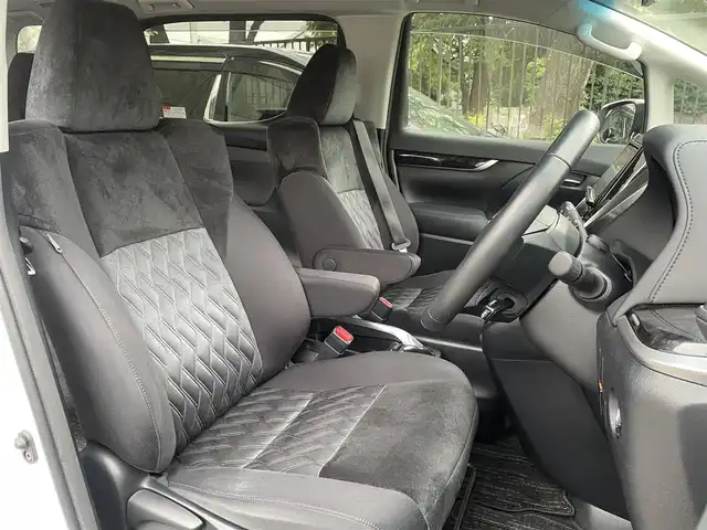 トヨタ アルファード S Aパッケージ 三重県 2018(平30)年 3.3万km ホワイトパールクリスタルシャイン /モデリスタエアロ//モデリスタマフラー//純正9型メモリナビ//フルセグTV//バックカメラ//CD/DVD/Bluetooth//両側パワースライドドア//アダプティブクルーズコントロール//ビルトインETC2.0//スマートキーx2//LEDヘッドライト/LEDフォグ//助手席&2列目オットマン//PCS衝突軽減ブレーキ//LTA車線維持支援機能//PKSB/RSA//クリアランスソナー//W.サイドエアバッグ//カーテン.ニーエアバッグ//ABS/横滑り防止装置//前後ドライブレコーダー//オートライト/オートハイビーム//革巻きステアリング//プライバシーガラス//ドアバイザー//社外19インチAW//新車時保証書//取扱説明書//ナビ取説